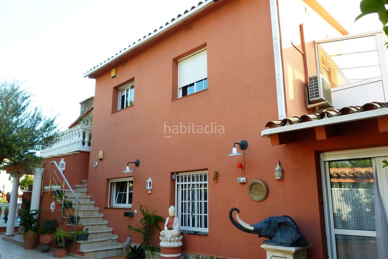 Foto d56645fb-0cc2-42a6-be75-957aba1638f1. Casa amb calefacció aparcament piscina a Requesens Empuriabrava