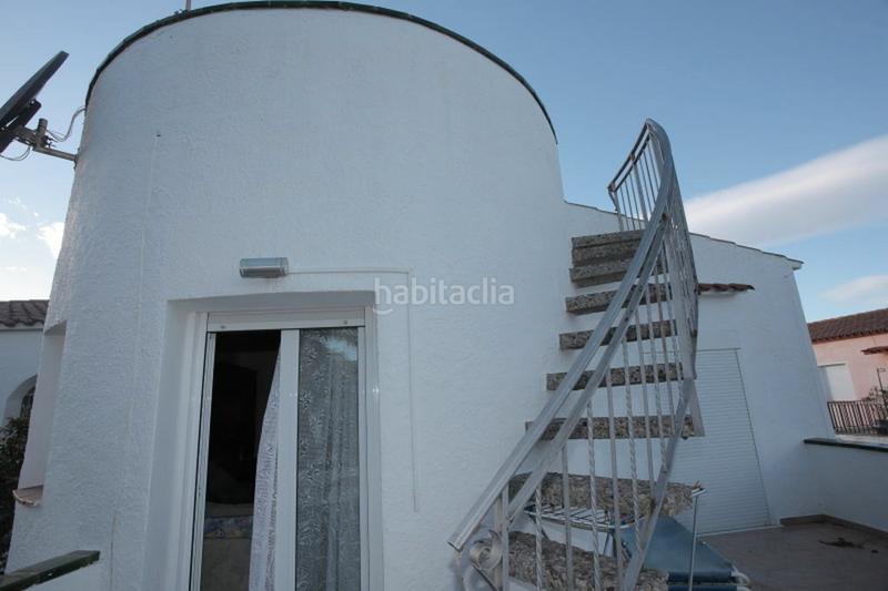 Foto fdad693d-06f6-43f4-b1a5-bf4fabf2096f. Casa amb aparcament a Muga - Gran Reserva - Badia Empuriabrava