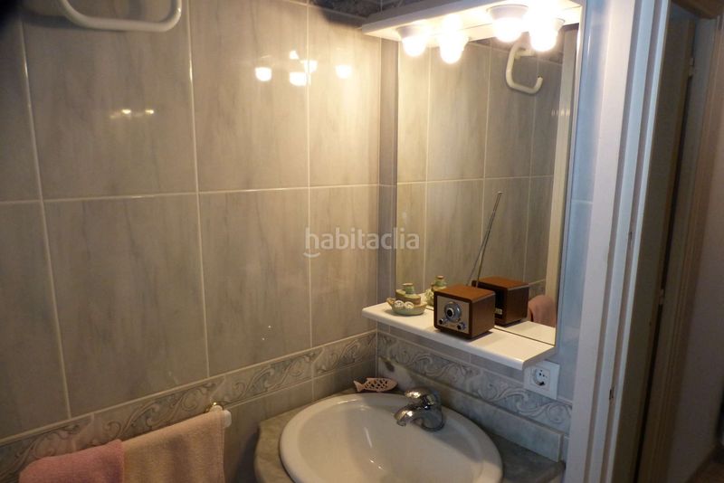 Foto 29f40f43-733d-4666-a9cc-e85ceae13cd8. Casa amb calefacció aparcament piscina a Requesens Empuriabrava