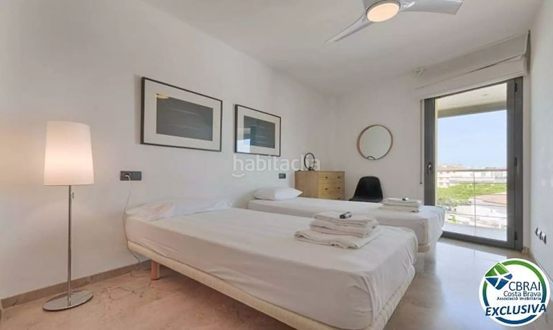 Foto 8880c41a-4bef-49d5-aae5-eb51ad0e99f4. Apartament a paseo maritimo 31 a Salatar Roses