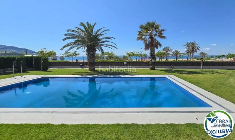Foto ad9c7856-d732-4990-a18e-3774e5bb1349. Apartament a paseo maritimo 31 a Salatar Roses