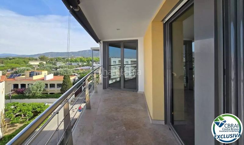 Foto cbd365b0-d5b7-4491-b1c6-2f0e824f2b17. Apartament a paseo maritimo 31 a Salatar Roses