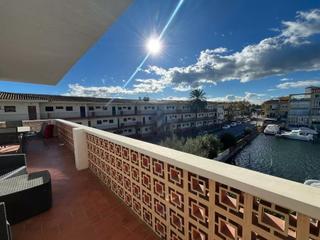Apartament a Port Banyuls - Port Alegre - Port Empordà. Apartamento amplio , 3 dormitorios en el canal a la venta a empu
