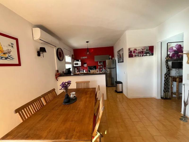 Foto bf4f43be-1728-4ca9-84ca-90f8caf51f93. Apartamento  amplio , 3 dormitorios en el canal a la venta a , con amarradero de 3 x 15 m y aparcamiento exterior. opor en Empuriabrava