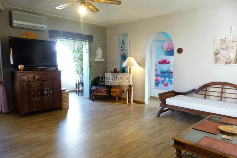 Foto 289e1d8b-ea10-4999-b4dd-efe00a319329. Apartamento gran piso, dos dormitorios, amarre 5 m. ubicación excelente en Empuriabrava