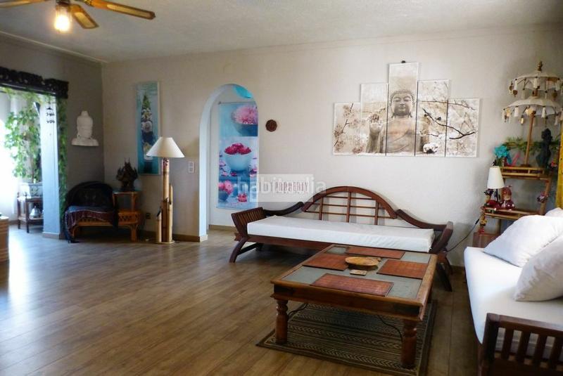 Foto 9d2434b2-418d-4342-a235-e4dc63a18974. Apartamento gran piso, dos dormitorios, amarre 5 m. ubicación excelente en Empuriabrava