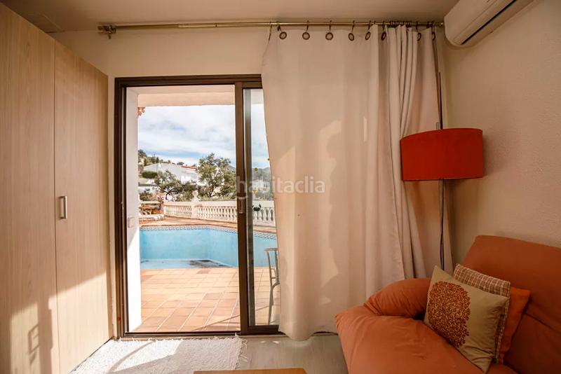 Foto 6f281918-9d23-4c31-abb6-f0f9c5450490. Casa amb calefacció aparcament piscina a Nord Roses