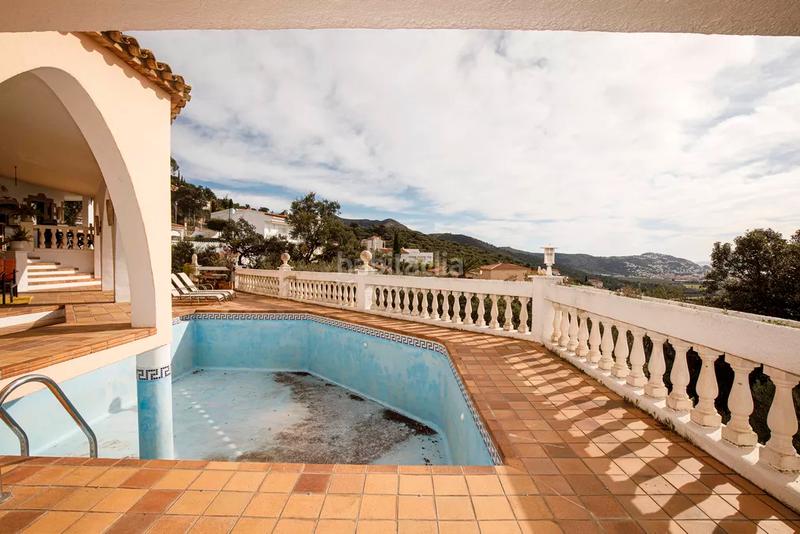 Foto 76547da2-98ff-45ac-b20e-23753c4c0be2. Casa amb calefacció aparcament piscina a Nord Roses