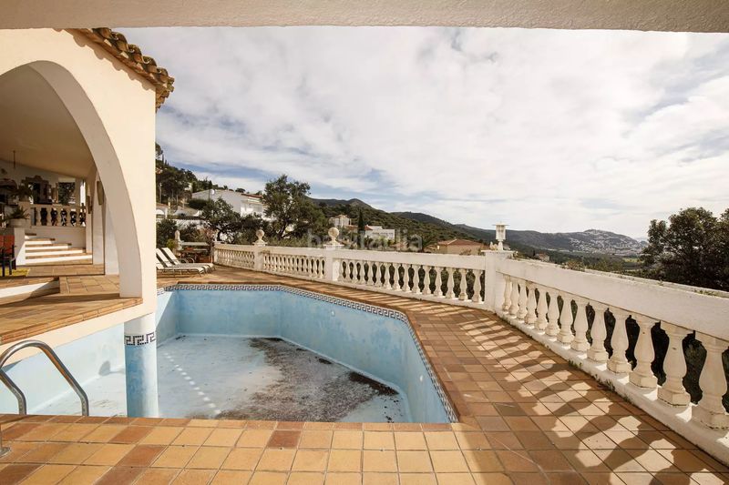 Foto a03ec451-dcca-45ca-b476-9d987cda078b. Casa amb calefacció aparcament piscina a Nord Roses