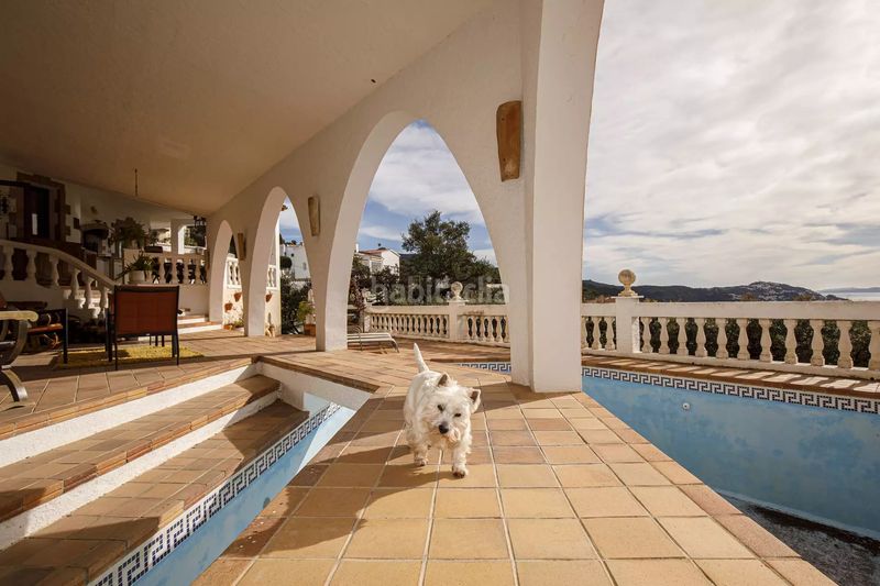 Foto d80244a6-42d4-4bad-8f26-6456c4d0f1b9. Casa amb calefacció aparcament piscina a Nord Roses