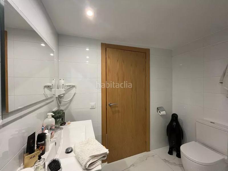 Foto 6a18551a-d7f2-4d63-99a7-9edce35c0858. Casa impresionante villa con amplio terreno, piscina y potencial de inversión en Empuriabrava