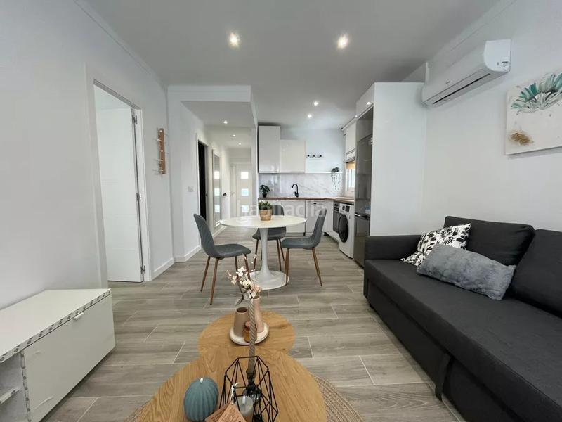 Foto 151689f9-27c5-4e40-aa9a-4ba040e3ca23. Apartamento  de vacaciones recientemente reformado en venta directamente en el parque natural en la costa brava. en Empuriabrava