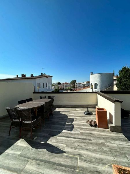 Foto 619fa59c-9134-44dd-ba0c-eb40bc1643a8. Casa amb calefacció aparcament piscina a Alberes Empuriabrava