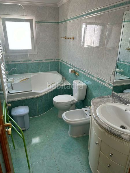 Foto ad3df584-576f-41c6-bb83-9d3c201eb72d. Casa amb calefacció aparcament piscina a Alberes Empuriabrava