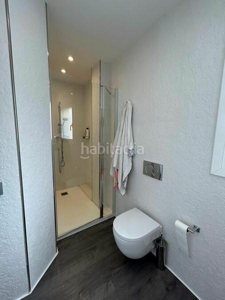 Foto 3eefdc7b-3d79-4d21-a3b2-a99397e9d5eb. Casa bonito chalet en gran canal, orientación sur, en venta , garaje para barco, piscina en Empuriabrava