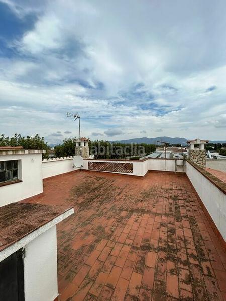 Foto 56313559-8724-411e-aa10-0a11d0bde65a. Casa bonito chalet en gran canal, orientación sur, en venta , garaje para barco, piscina en Empuriabrava