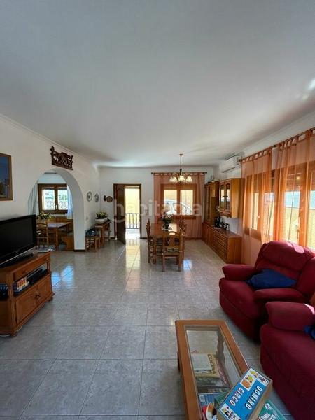 Foto 132e4f70-9f29-4cdc-9cb8-9863e59d7887. Casa gran chalet en venta en una zona privilegiada, 4 dormitorios, piscina, cerca de un puerto en Empuriabrava
