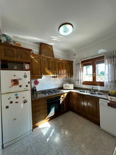 Foto 5df50967-015d-4532-ba0f-02714fdb7bb9. Casa gran chalet en venta en una zona privilegiada, 4 dormitorios, piscina, cerca de un puerto en Empuriabrava