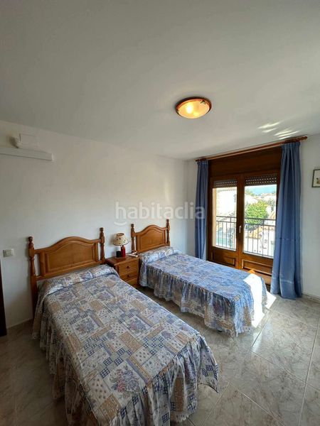 Foto abe88431-fbb0-41bb-b724-264b233b5119. Casa amb calefacció aparcament piscina a Requesens Empuriabrava