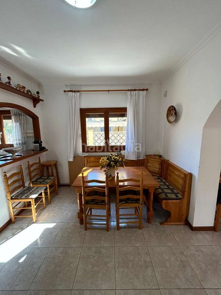 Foto c6dd280d-f8ab-4057-b19d-66338a88edaa. Casa amb calefacció aparcament piscina a Requesens Empuriabrava