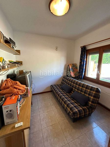 Foto d0f8c49a-ed3a-411f-8148-308e91b2bb5e. Casa amb calefacció aparcament piscina a Requesens Empuriabrava