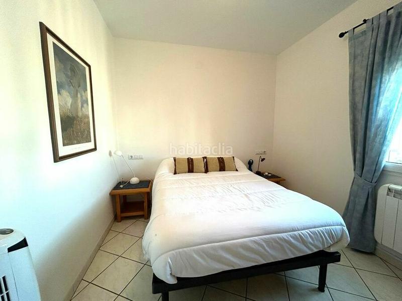 Foto 34f8cb60-9a42-49cc-be42-11ca020aa2fd. Casa villa con amarre de 26 m en canal ancho en venta , terreno amplio y piscina. no te lo pierdas! en Empuriabrava