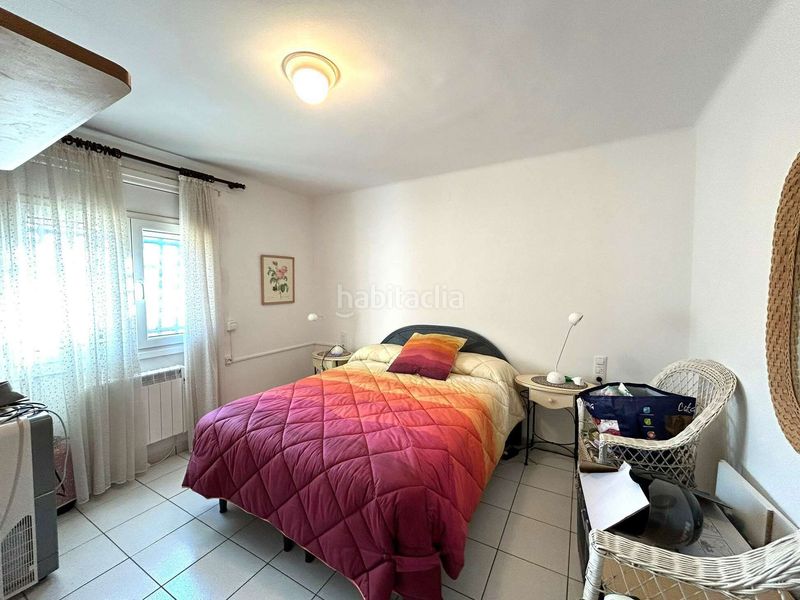 Foto 4b5eb7f1-3a28-4d59-930e-8a1dbae65dff. Casa amb aparcament piscina a Cap Ras - Creus - Falconera Empuriabrava