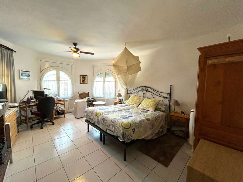 Foto 838f139f-d8ab-49dd-8648-0442d0104100. Casa amb aparcament piscina a Cap Ras - Creus - Falconera Empuriabrava