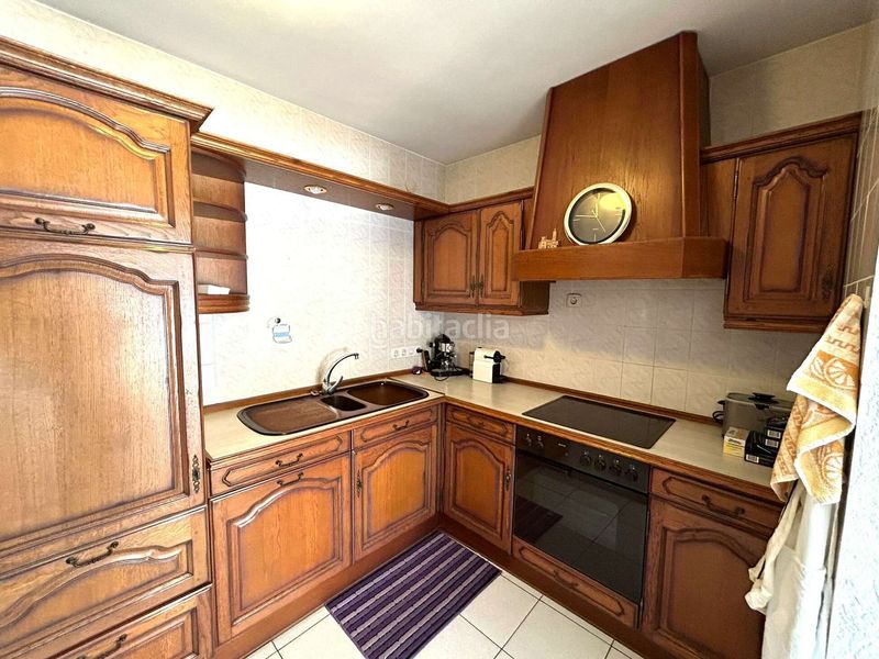 Foto b952ba84-1ebe-4db6-aec2-d9f9a0252e1b. Casa amb aparcament piscina a Cap Ras - Creus - Falconera Empuriabrava