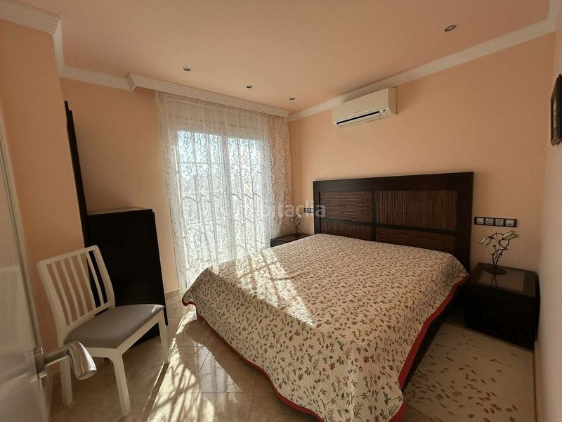 Foto 57c57939-496a-4963-b517-52999291f861. Casa amb piscina a Cap Ras - Creus - Falconera Empuriabrava