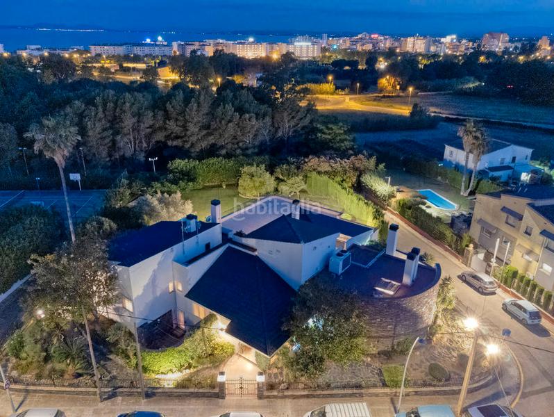 Foto eddbd7d5-f61d-4673-9562-c42adfff3a9a. Casa mansión ideal para inversores , costa brava, cerca de la playa en Roses