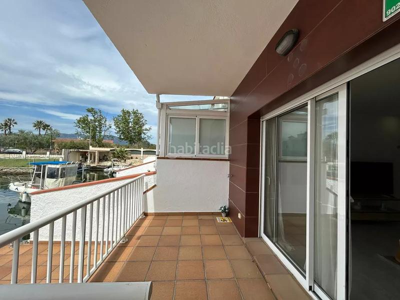 Foto 75c1465b-753f-4ed8-9ab9-f5094370a51f. Casa amb aparcament a Port Grec - Port Moxó Empuriabrava
