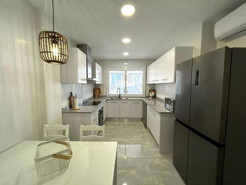 Foto 78809fd0-00e2-479e-a109-942789692c4e. Casa amb aparcament a Port Grec - Port Moxó Empuriabrava