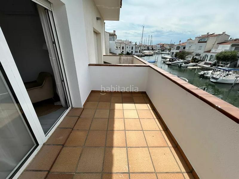 Foto 9ee52824-723e-402e-b618-f3a2e8d3029d. Casa amb aparcament a Port Grec - Port Moxó Empuriabrava