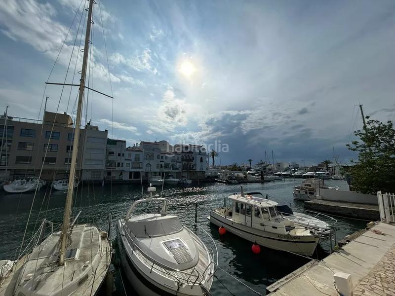 Foto 739e5dd7-d654-402c-9da1-d2e3373b8090. Apartament amb aparcament a Port Grec - Port Moxó Empuriabrava