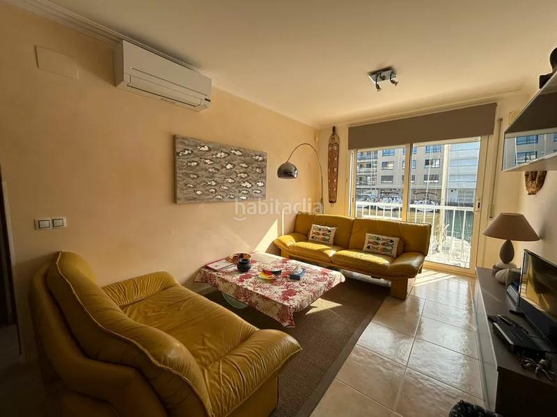 Foto 744aea9f-398d-4aa1-8d44-e7df8378edbd. Apartament amb aparcament a Port Grec - Port Moxó Empuriabrava