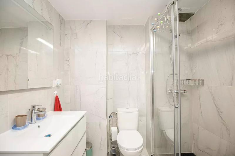 Foto 33191206-b36a-42a1-acec-27a9d9552f3e. Apartamento precioso apartamento reformado en venta en el centro con magníficas vistas al canal en Empuriabrava