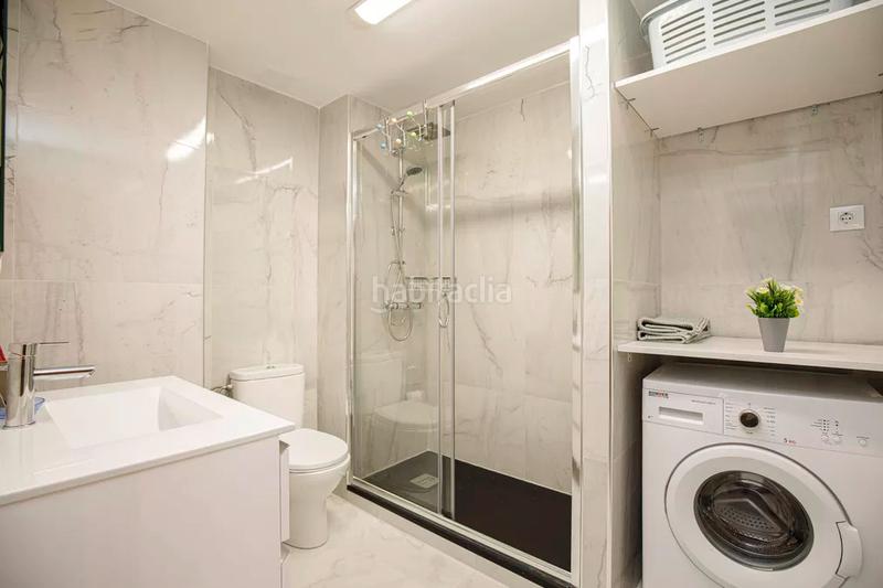 Foto c9cb9c44-d0f5-4010-8e7e-f8d3e1c03a07. Apartamento precioso apartamento reformado en venta en el centro con magníficas vistas al canal en Empuriabrava