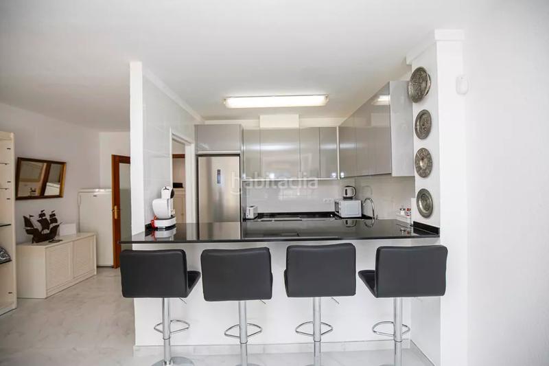 Foto fb1c5ae5-cde2-4fa9-bd16-1a929ded014c. Apartamento precioso apartamento reformado en venta en el centro con magníficas vistas al canal en Empuriabrava