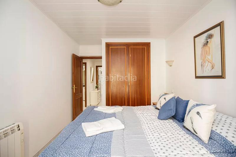 Foto fd7f77ae-16ef-4c3b-b1a2-44950de7553f. Apartamento precioso apartamento reformado en venta en el centro con magníficas vistas al canal en Empuriabrava