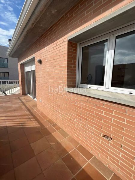 Foto e71ac504-1b10-4e51-829c-cf657974b543. Apartament amb calefacció aparcament a Moxó - Sant Mori Empuriabrava