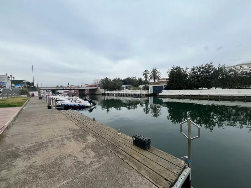 Foto 549105dc-c6c1-41a4-99d3-eaabd72a2d11. Apartament amb calefacció a Moxó - Sant Mori Empuriabrava