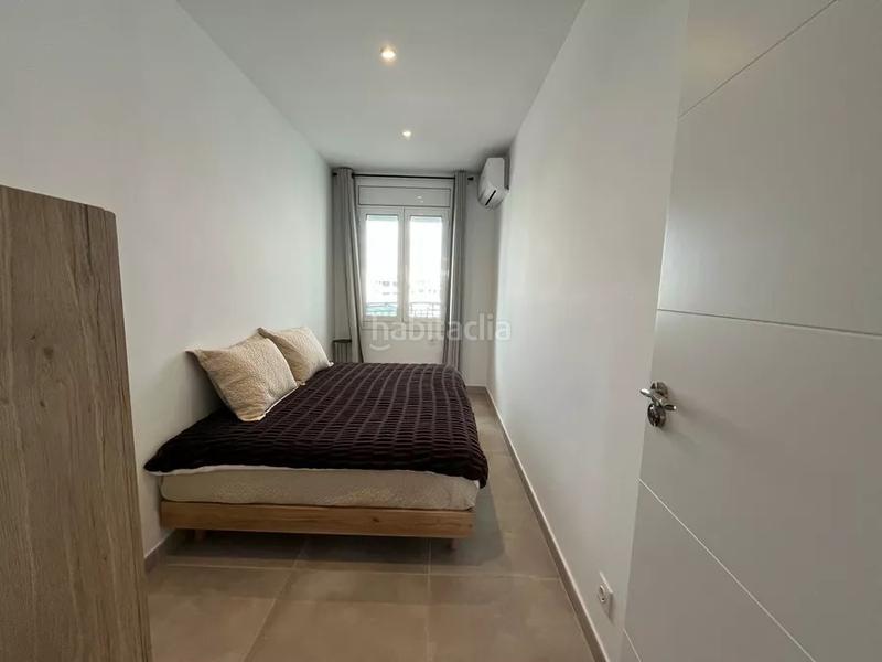 Foto 1b96fe37-e2a8-41b4-abee-bf2c6e665977. Apartamento exclusivo apartamento de alto standing con licencia turistica completamente reformado con 3 habitaciones y 2 baños en Empuriabrava