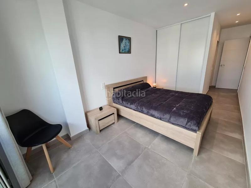 Foto b06eed53-0baf-42b2-bddb-922e1f3f751b. Apartamento exclusivo apartamento de alto standing con licencia turistica completamente reformado con 3 habitaciones y 2 baños en Empuriabrava