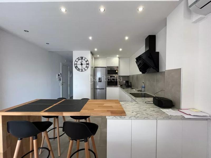 Foto dee0ae4d-2223-419d-b501-92af589f2229. Apartamento exclusivo apartamento de alto standing con licencia turistica completamente reformado con 3 habitaciones y 2 baños en Empuriabrava