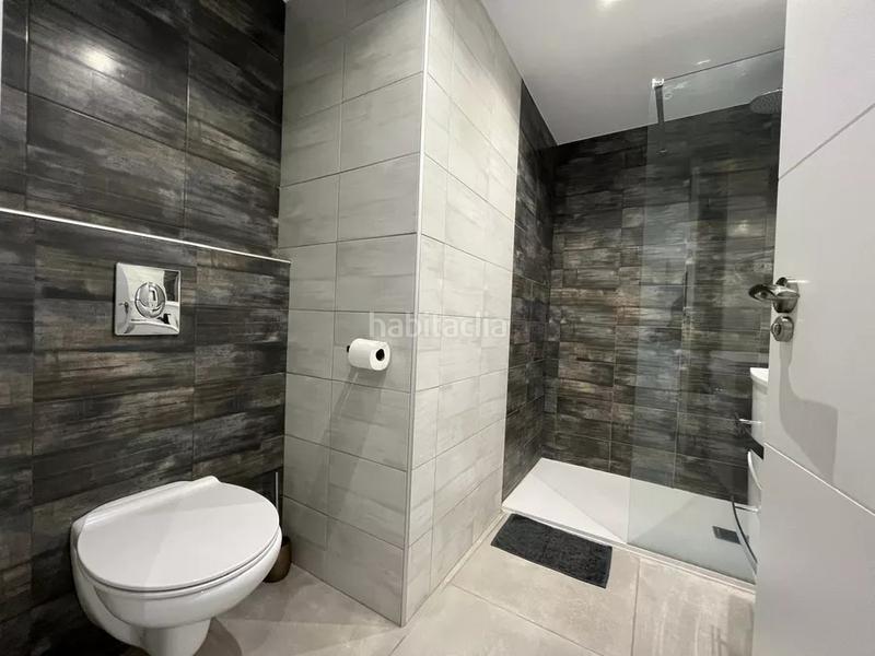 Foto f2a2c937-73e2-4680-9739-d7f78998781e. Apartamento exclusivo apartamento de alto standing con licencia turistica completamente reformado con 3 habitaciones y 2 baños en Empuriabrava