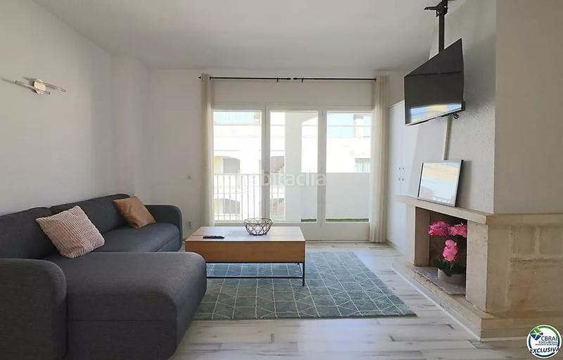 Foto ebcc5917-6bf2-4133-94f5-7a5aac1acbfc. Apartamento encantador apartamento reformado en caballito de mar en Empuriabrava
