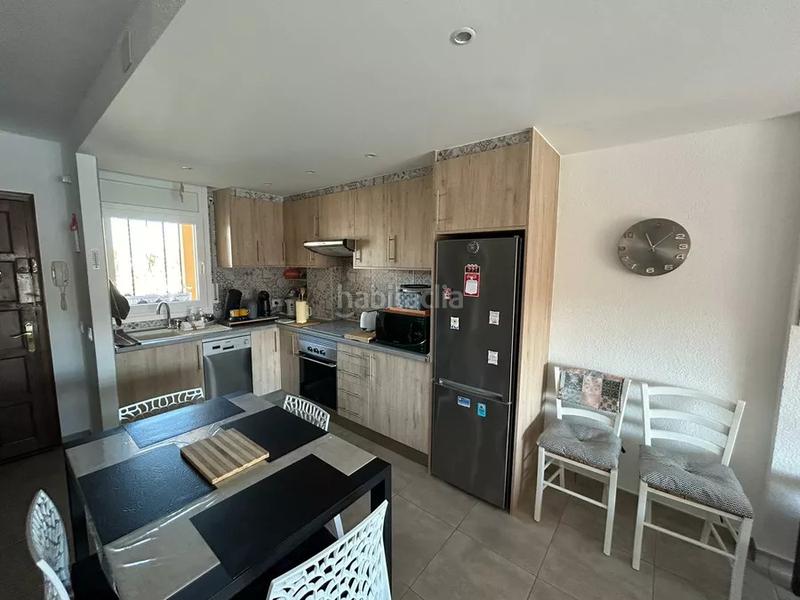 Foto 2877d6b2-8e93-40ad-aa1f-d309599b0454. Casa amb calefacció aparcament a Moxó - Sant Mori Empuriabrava