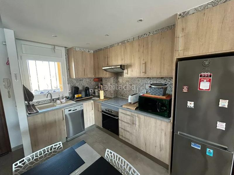 Foto 5ce7d771-8ec5-47ac-a051-50ec3c501cd8. Casa amb calefacció aparcament a Moxó - Sant Mori Empuriabrava