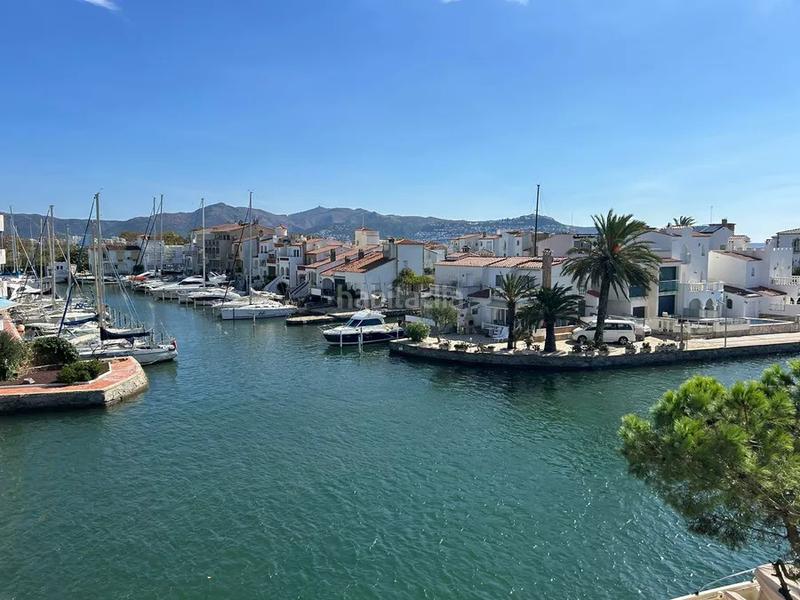 Foto 794e7a2e-4a36-4f31-aa6c-29eae6ea51eb. Casa amb calefacció aparcament a Moxó - Sant Mori Empuriabrava